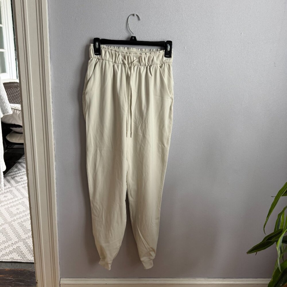Lululemon joggers
